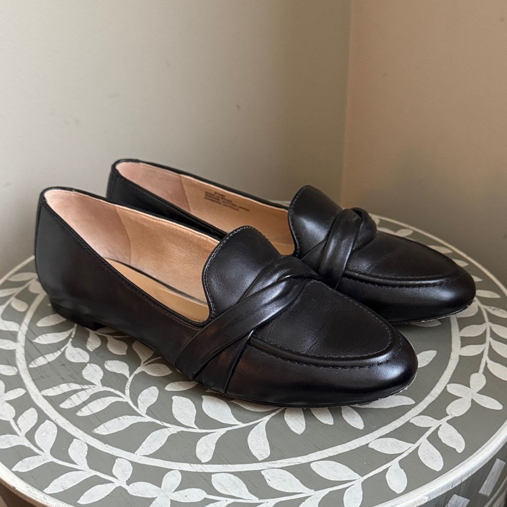 Talbots Classic Black Leather Loafers Sz 6.5